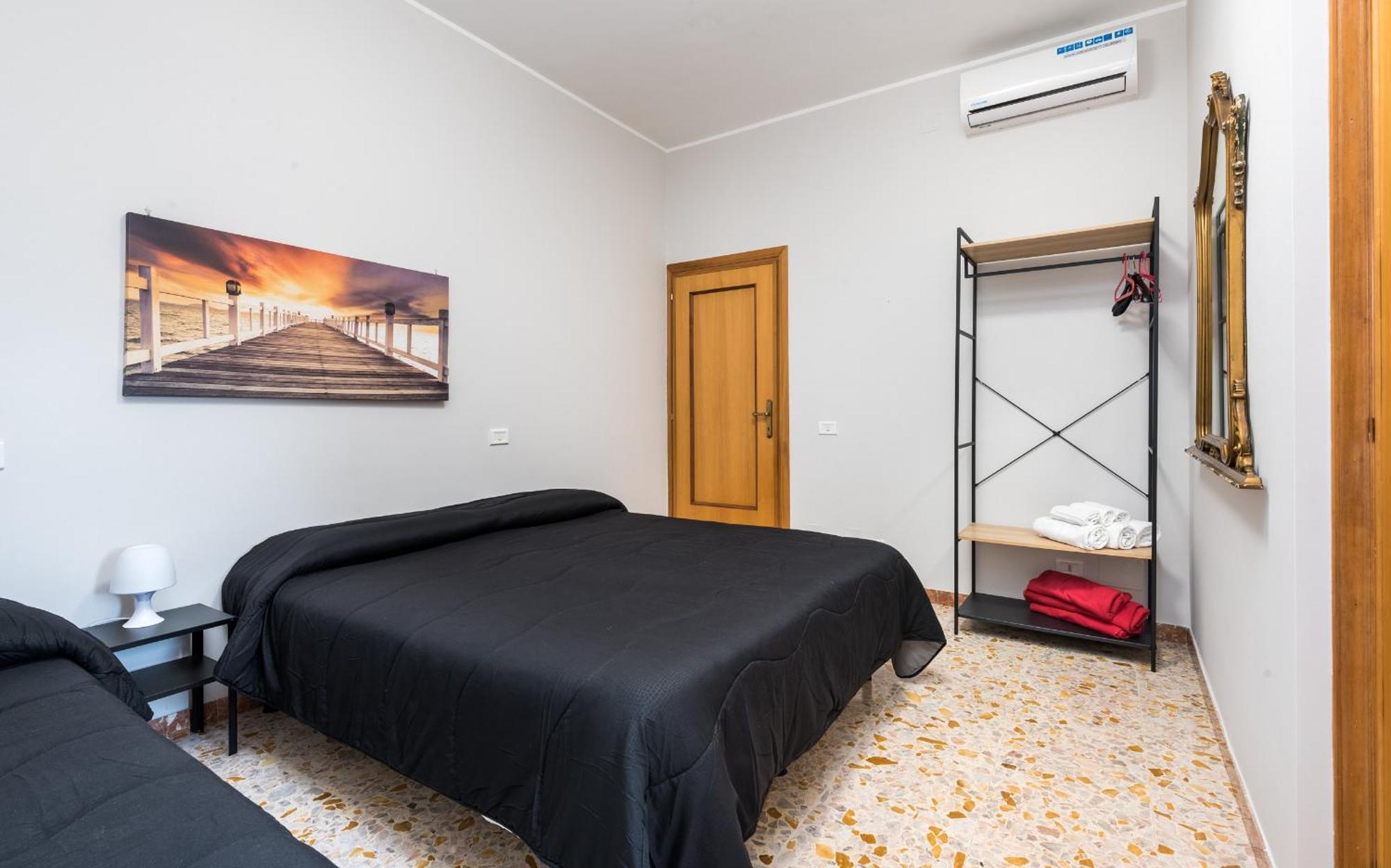 Travelershome Ciampino&Morena Guesthouse Rom Exterior foto